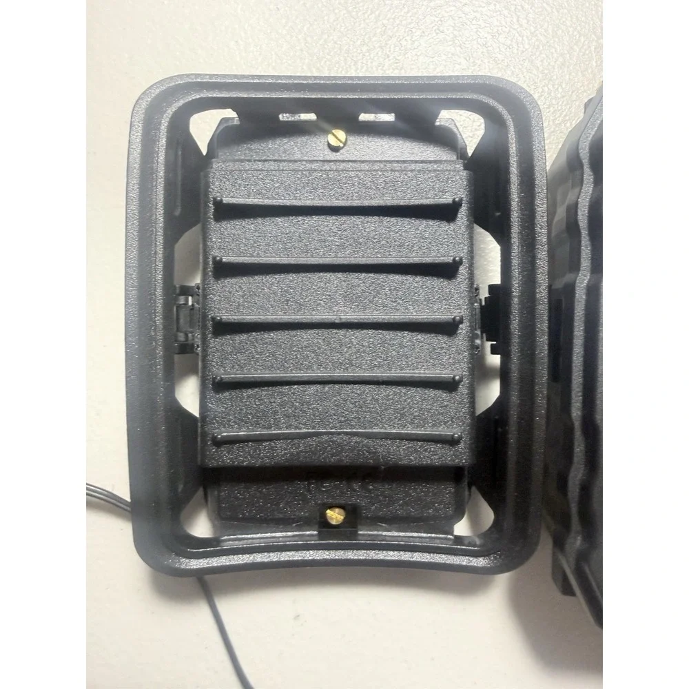 Securelyfe Clear Vision Trail Camera Cellular‎ Wireless Wildlife SIM & SD Cards!